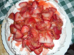 pavlova rhubarb 006