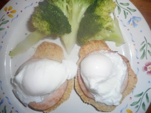 eggs benedict 004