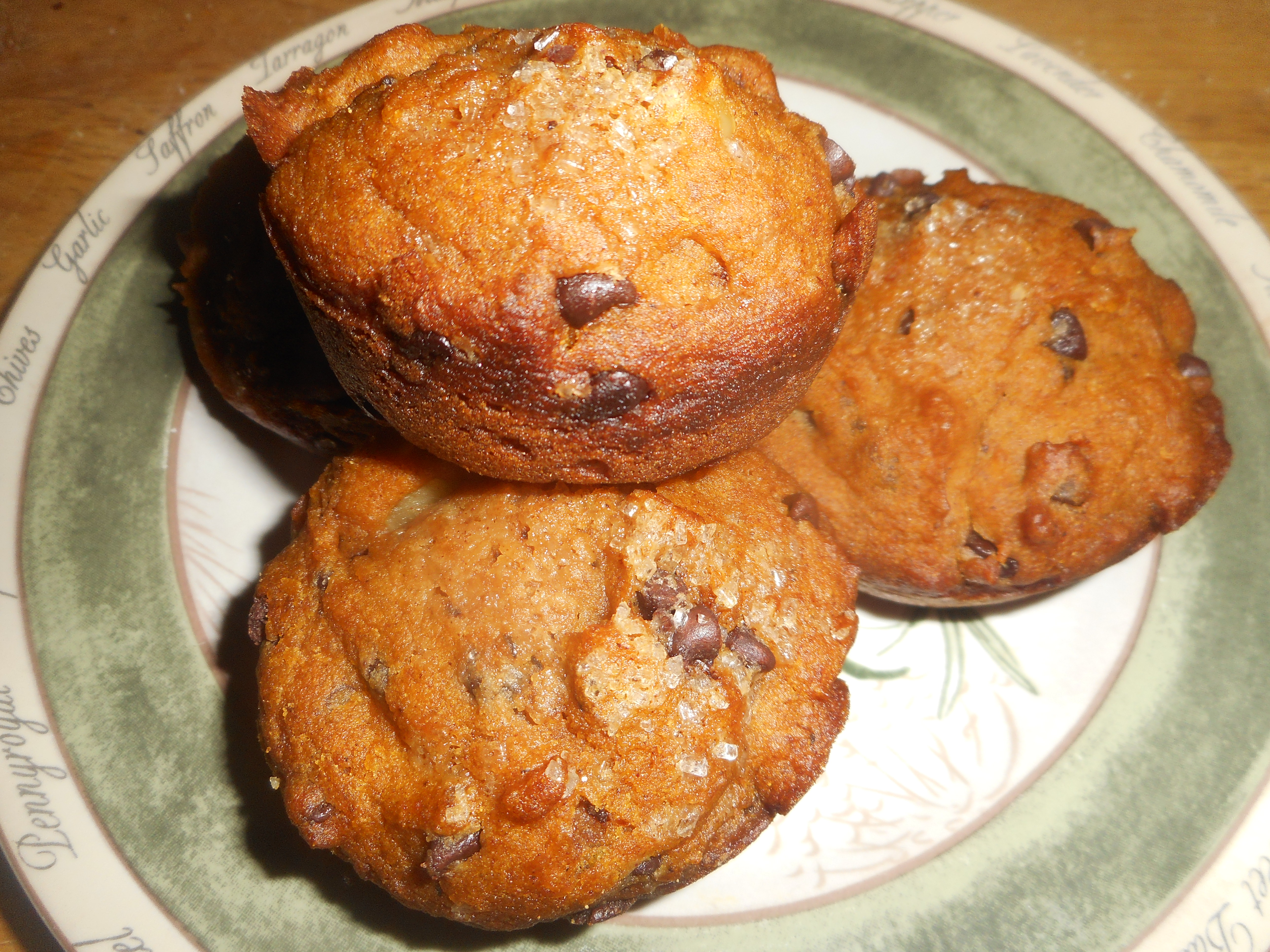 chocolate-chip-pumpkin-muffins-011