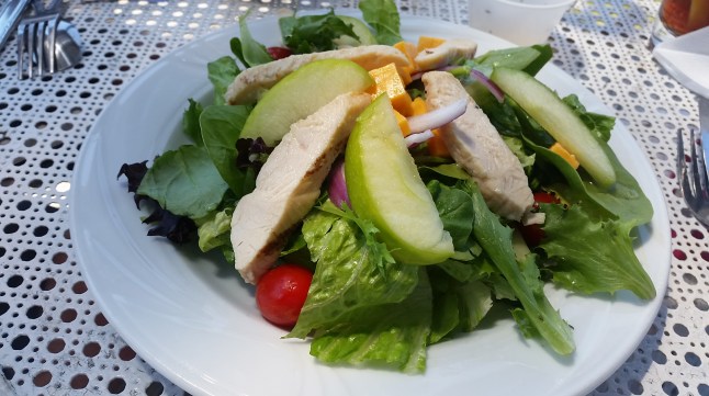 apple and chicken salad