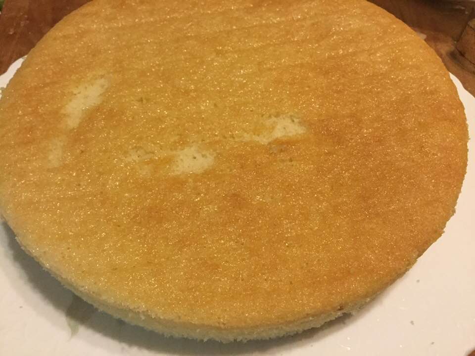lemon cake layer