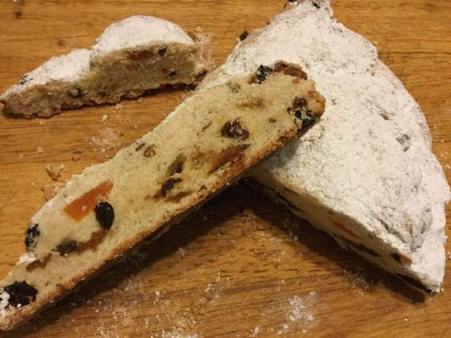 stollen sliced