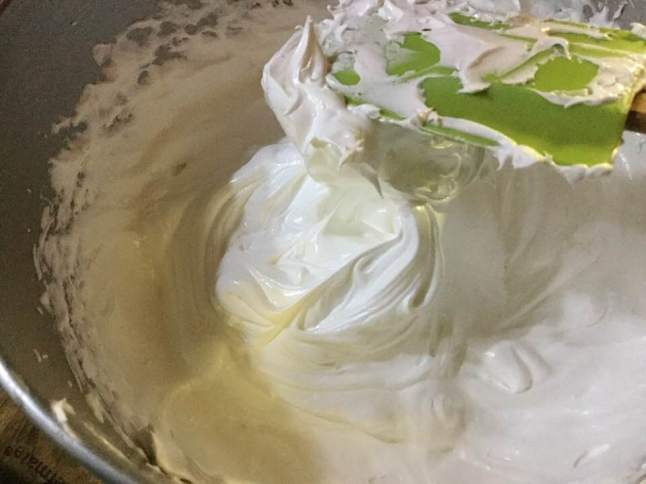 meringue whipping