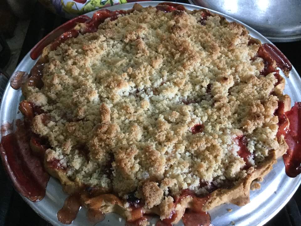 apple cranberry crumb pie out of oven